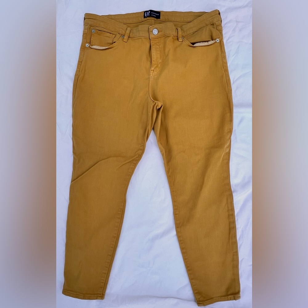 GAP Mustard Yellow Jegging